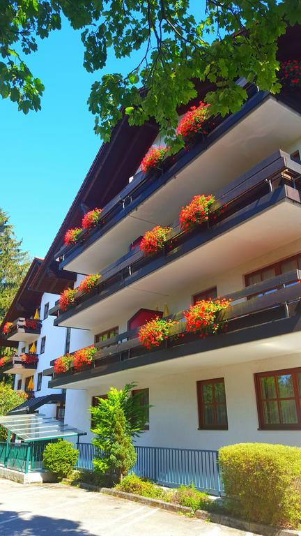 Appartment-hotel-hoelzl 3* Grünwald