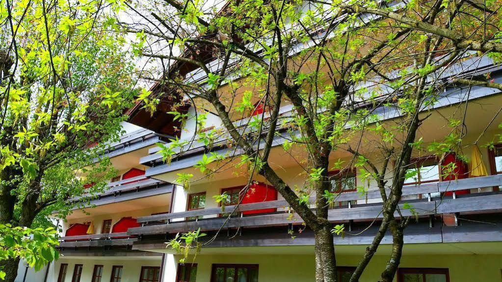 Appartment-hotel-hölzl 3*
